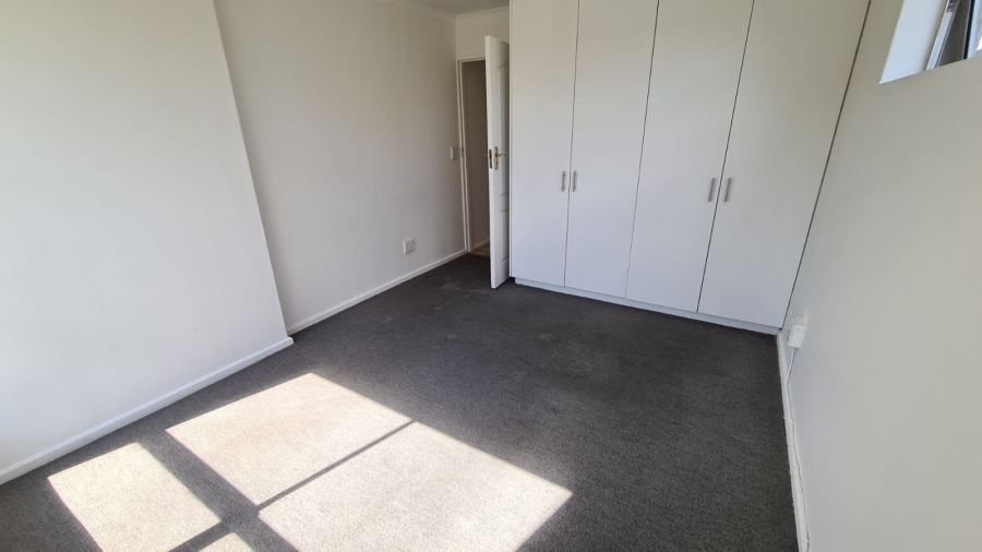 To Let 2 Bedroom Property for Rent in Kenridge Western Cape